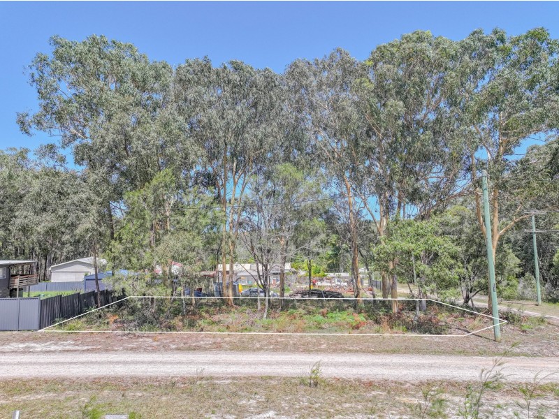 9 Field Street, Russell Island QLD 4184