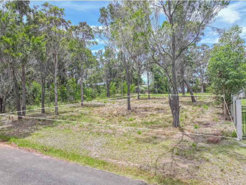 43 Tenanne Street, Russell Island QLD 4184