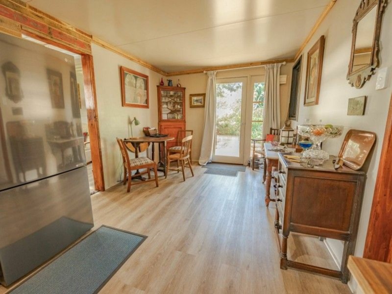 11 Darling Street, Russell Island QLD 4184