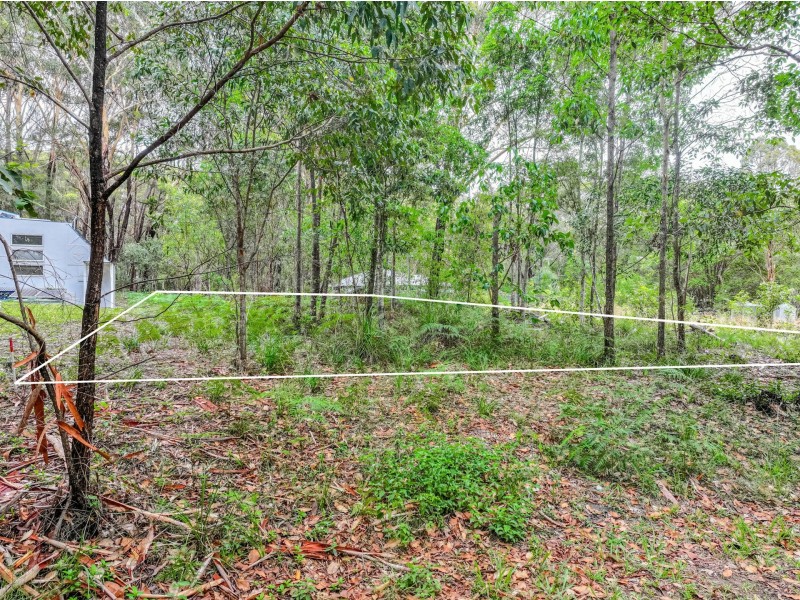 10 Basket Beach Road, Russell Island QLD 4184