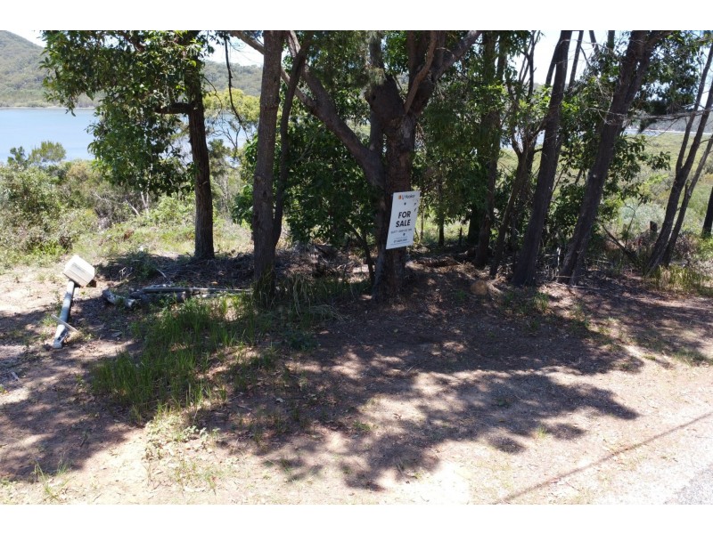 34 Leichhardt Terrace, Russell Island QLD 4184