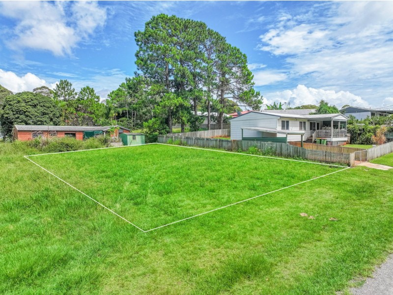 14 Oak Street, Russell Island QLD 4184