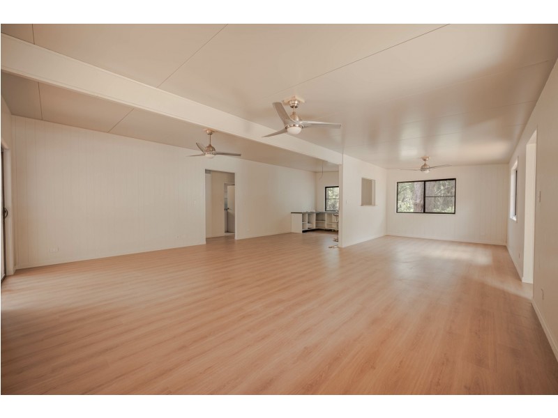 34 Hemp Hill Road, Russell Island QLD 4184