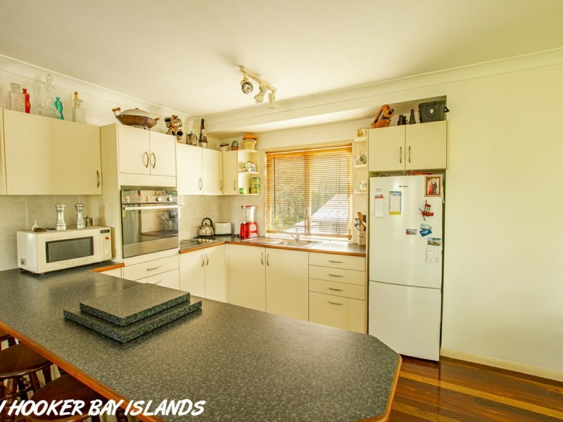 21-25 Leilani Av, Russell Island QLD 4184