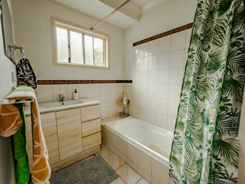 21-25 Leilani Av, Russell Island QLD 4184