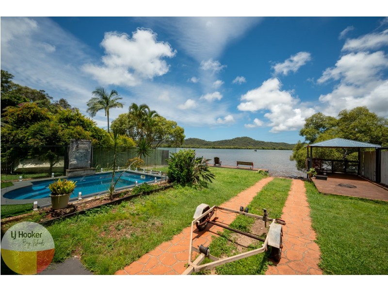 28 Oasis Drive, Russell Island QLD 4184