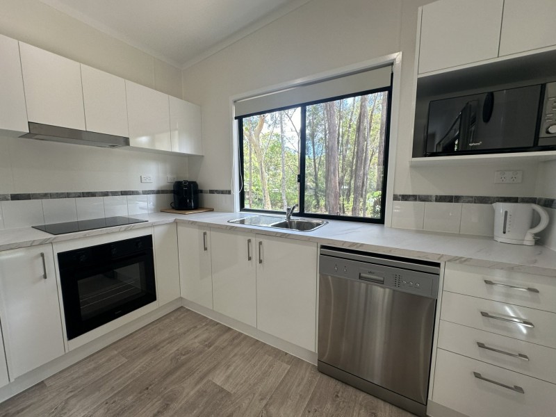 5 Jiwali Street, Russell Island QLD 4184