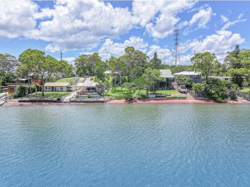 178 Canaipa Point Drive, Russell Island QLD 4184