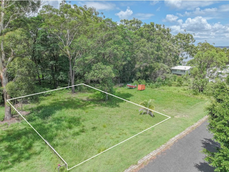 106 Channel Street, Russell Island QLD 4184