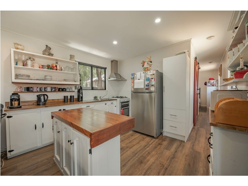 6 Kula street, Russell Island QLD 4184
