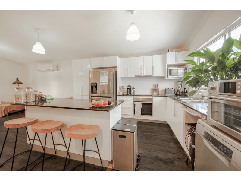 3 Forest Hill Road, Russell Island QLD 4184