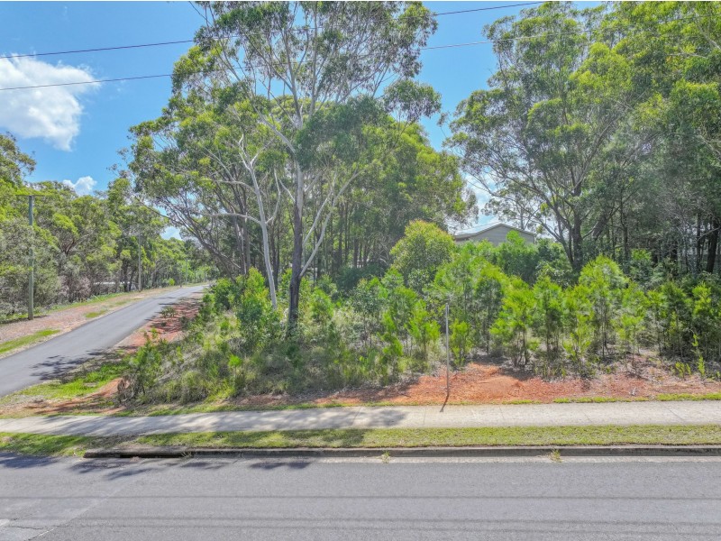 1 Stradbroke Drive, Russell Island QLD 4184