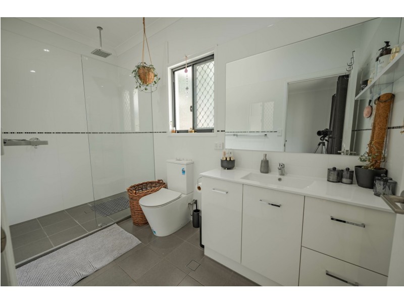 3 Medika Drive, Russell Island QLD 4184