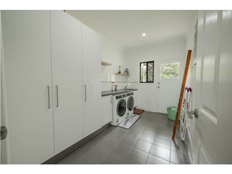 3 Medika Drive, Russell Island QLD 4184