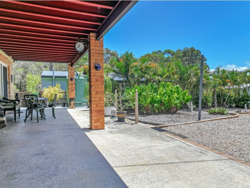 23 Schooner St, Russell Island QLD 4184