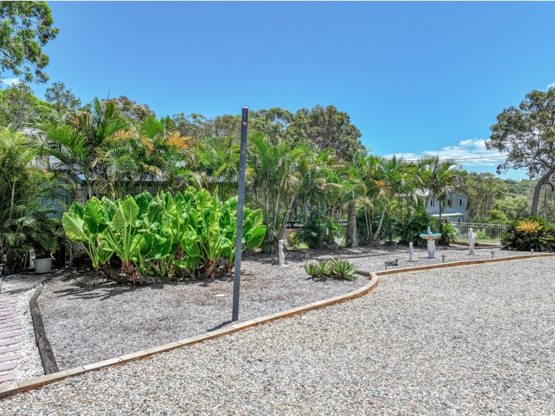 23 Schooner St, Russell Island QLD 4184