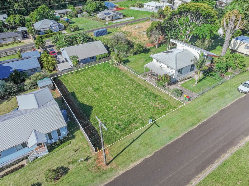 25 Vista St, Russell Island QLD 4184