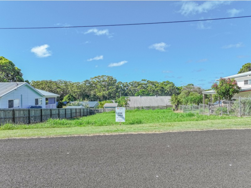 25 Vista St, Russell Island QLD 4184