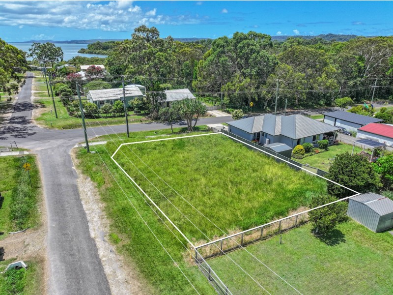 48 Canaipa Road, Russell Island QLD 4184