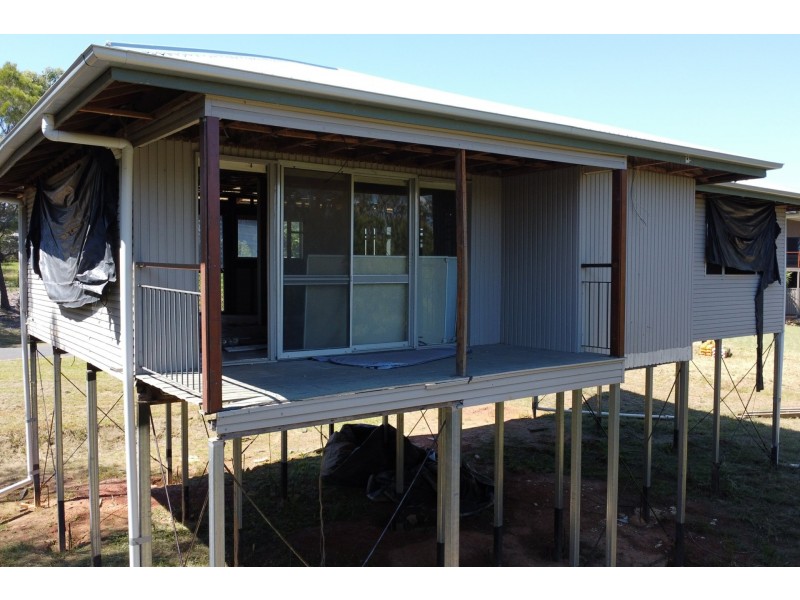 38 Tenanne Street, Russell Island QLD 4184