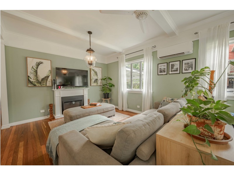 29 Fern Tce, Russell Island QLD 4184