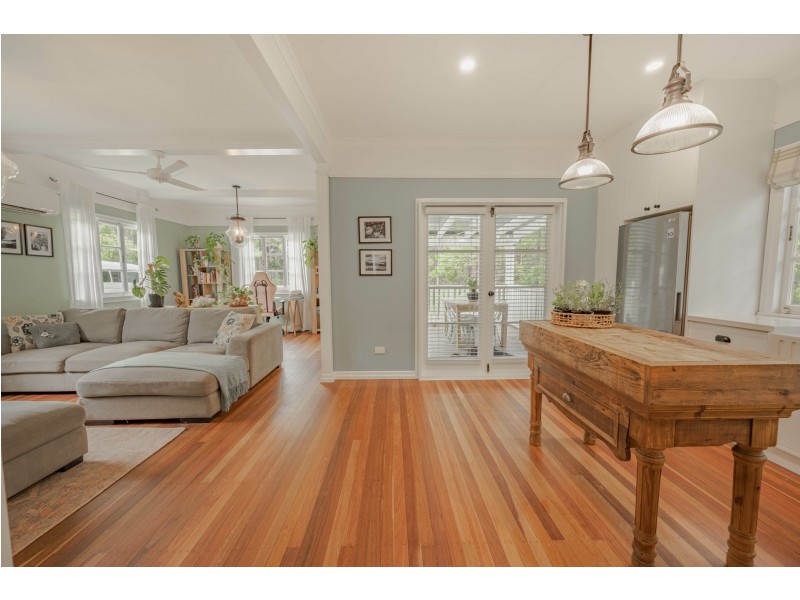 29 Fern Tce, Russell Island QLD 4184