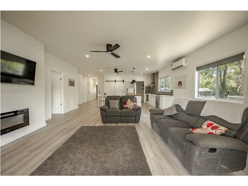 5 Pookanah Street, Russell Island QLD 4184