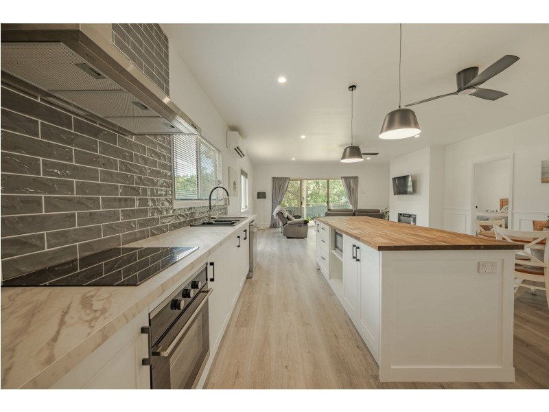 5 Pookanah Street, Russell Island QLD 4184