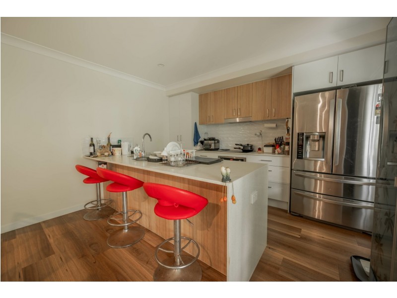 16 Banksia Street, Russell Island QLD 4184