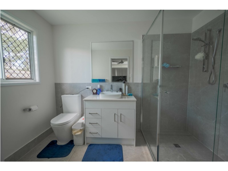 16 Banksia Street, Russell Island QLD 4184