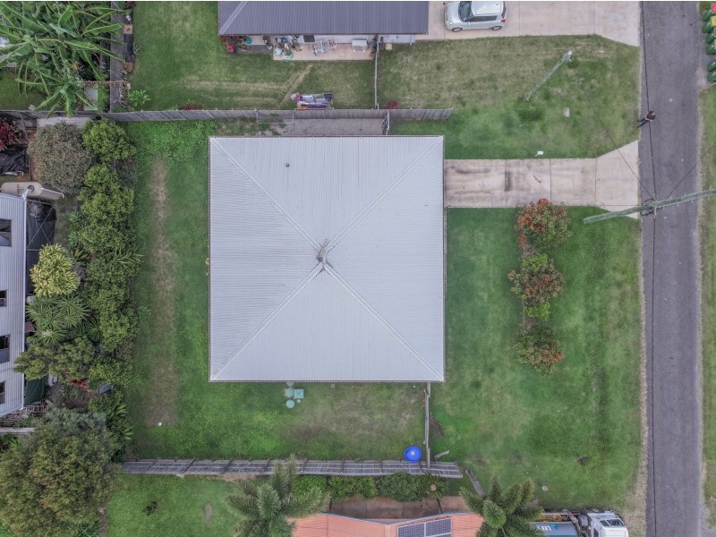 16 Banksia Street, Russell Island QLD 4184