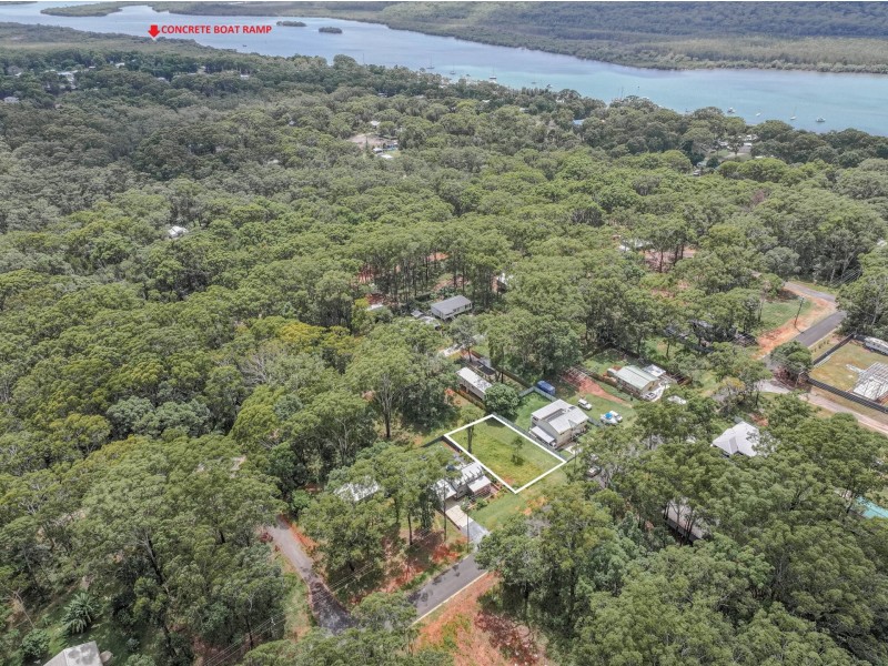 31 Hume Street, Russell Island QLD 4184