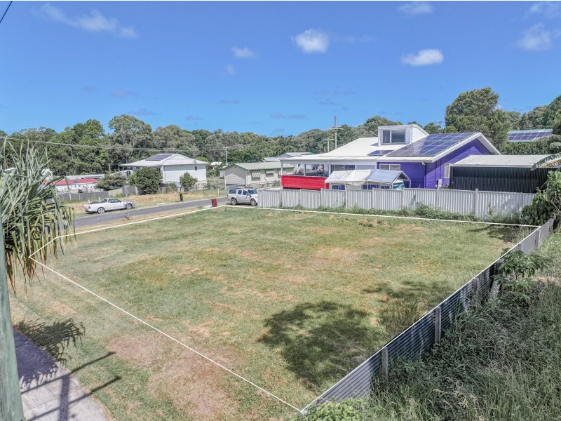 1 Akebia Street, Russell Island QLD 4184