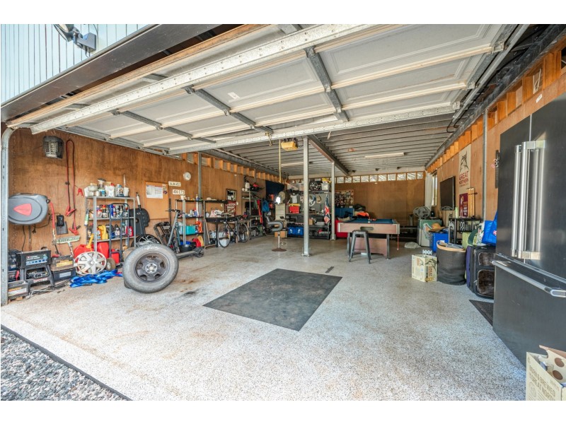 10 Carnation Court, Russell Island QLD 4184