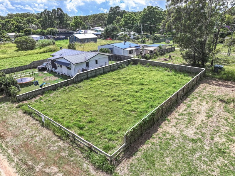 19 Wakehill Road, Russell Island QLD 4184