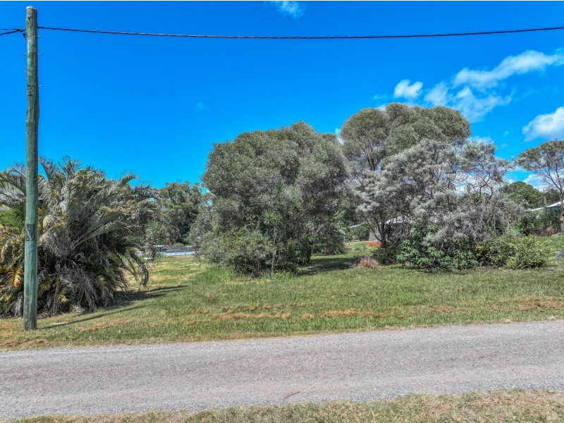 24 Pharlap Street, Russell Island QLD 4184