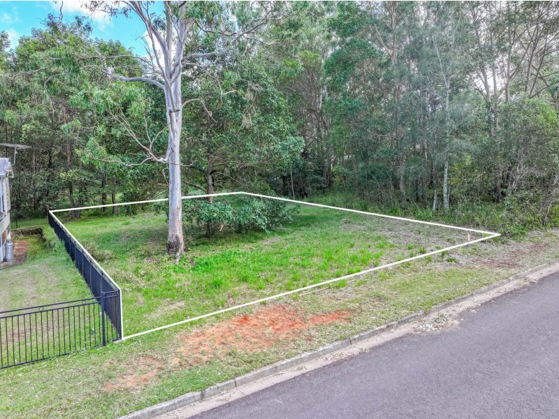 53 Crescent Dve, Russell Island QLD 4184