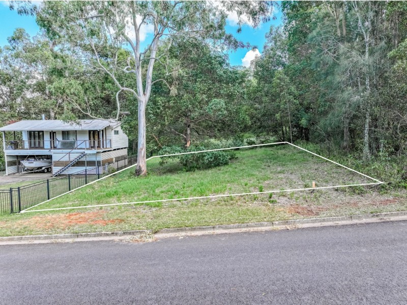 53 Crescent Dve, Russell Island QLD 4184