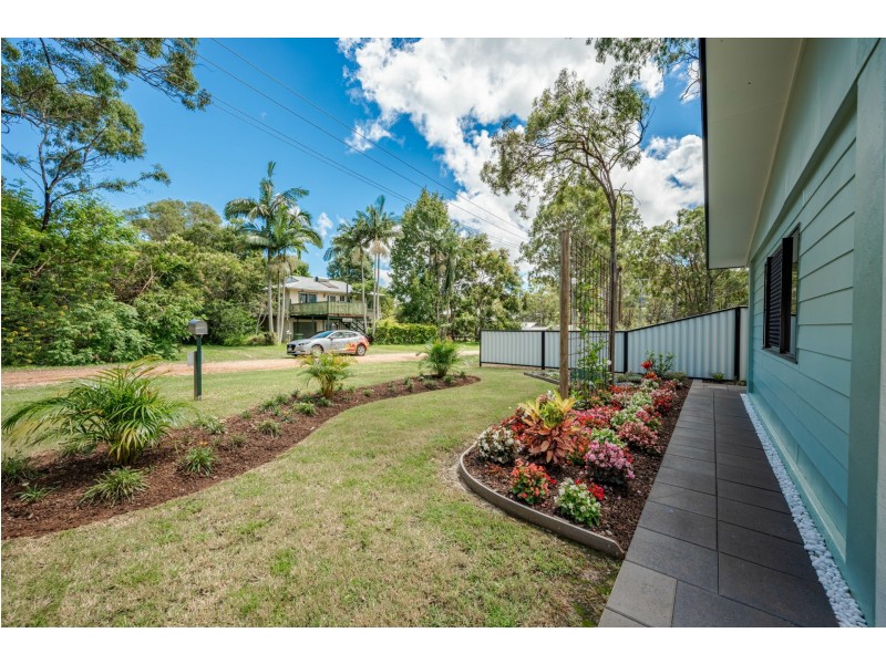 11 Pookanah Street, Russell Island QLD 4184