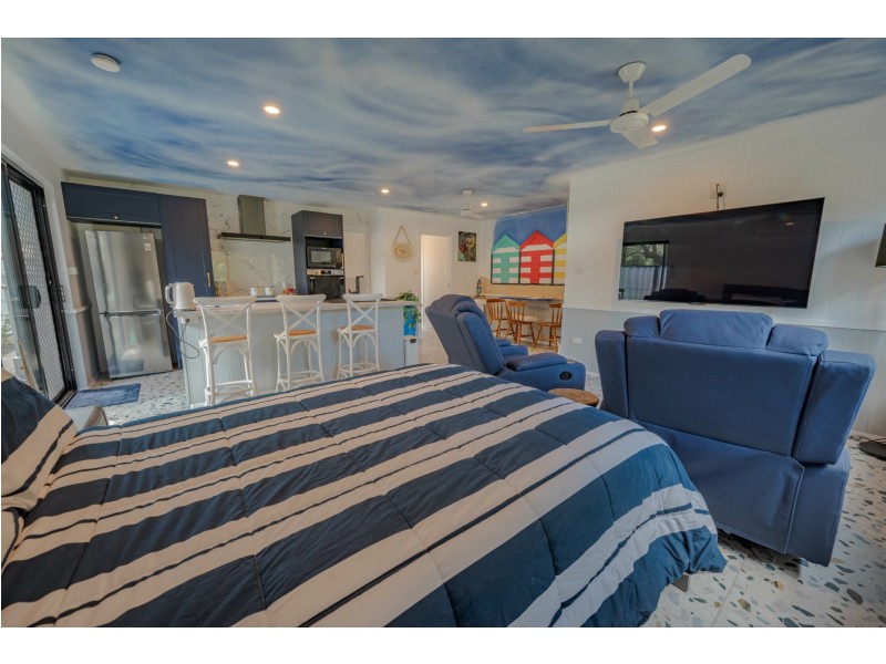 11 Pookanah Street, Russell Island QLD 4184