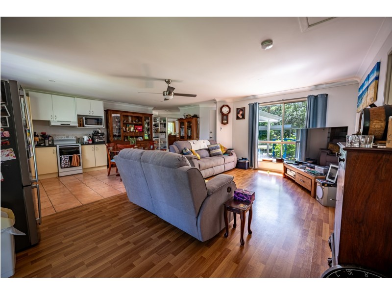 34 Kirribin Street, Russell Island QLD 4184