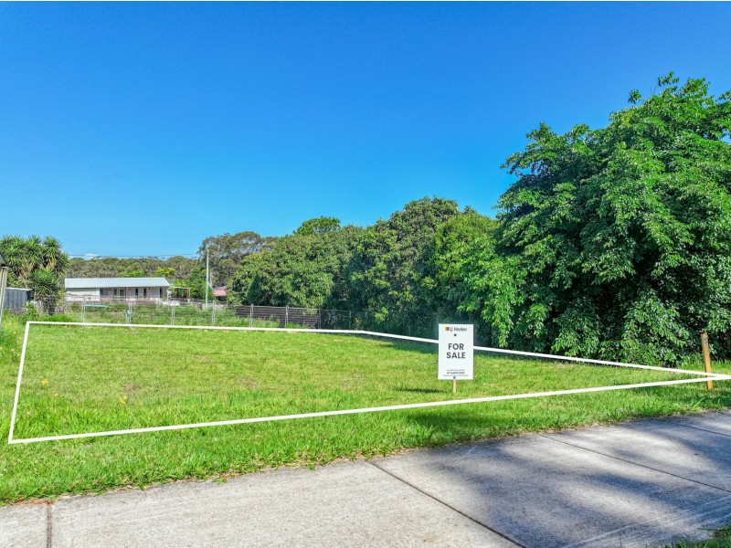 160 High St, Russell Island QLD 4184