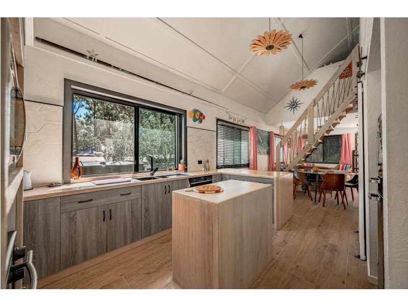 13 Forest Hill Road, Russell Island QLD 4184