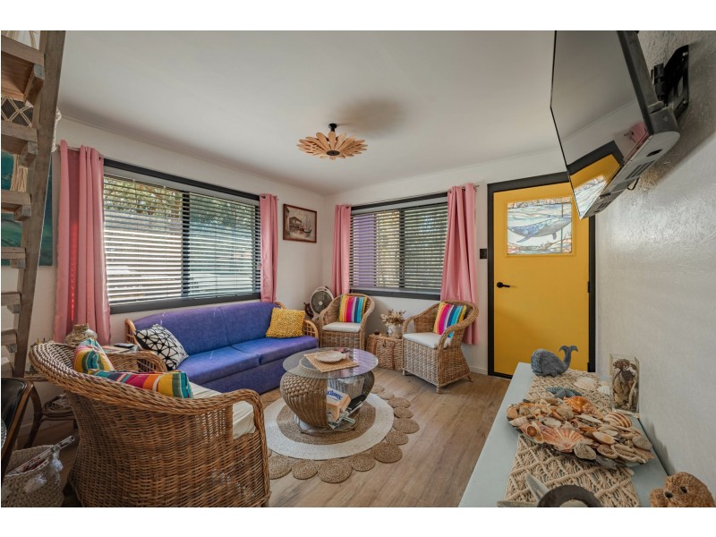 13 Forest Hill Road, Russell Island QLD 4184