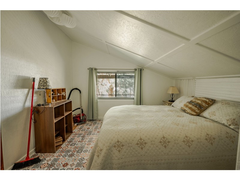 13 Forest Hill Road, Russell Island QLD 4184