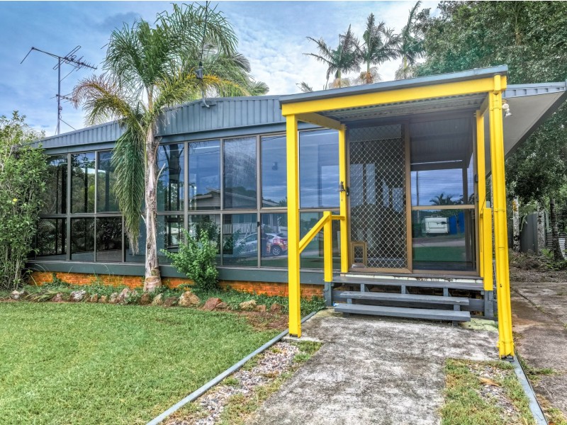6 Yacht Street, Russell Island QLD 4184