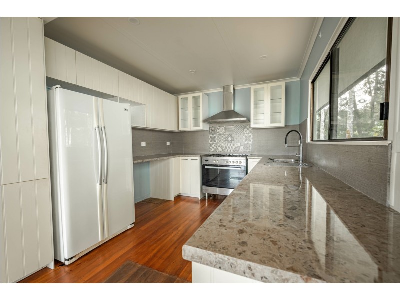 6 Yacht Street, Russell Island QLD 4184