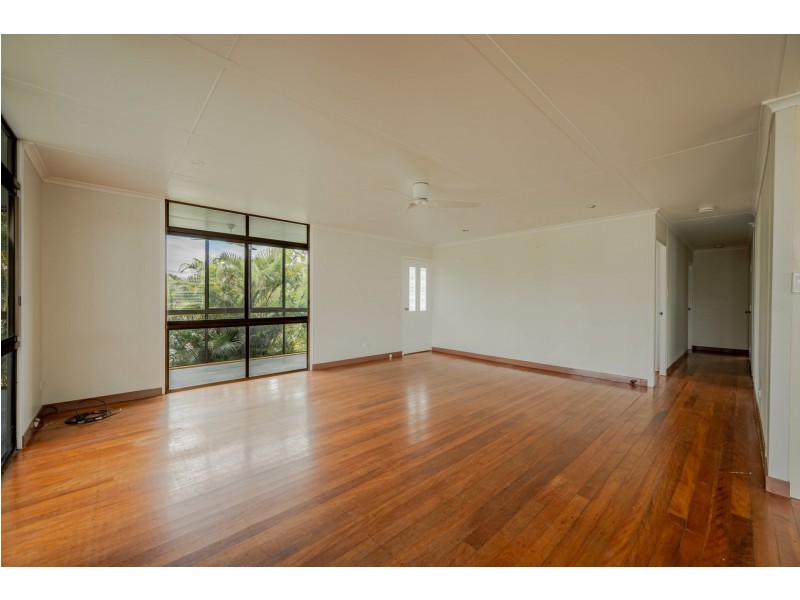 6 Yacht Street, Russell Island QLD 4184