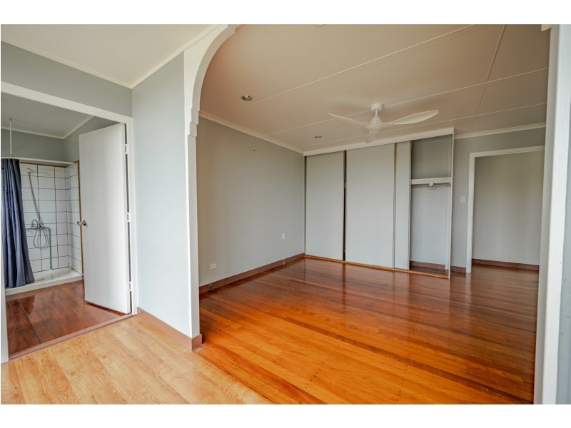 6 Yacht Street, Russell Island QLD 4184