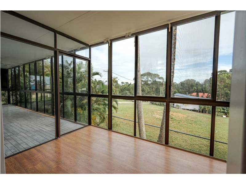 6 Yacht Street, Russell Island QLD 4184